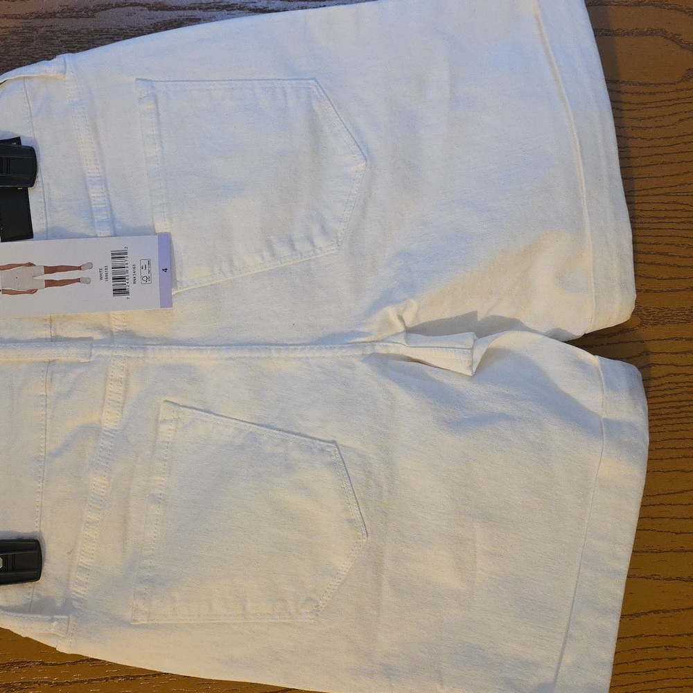 DKNY White Denim Shorts - Picture 3 of 3